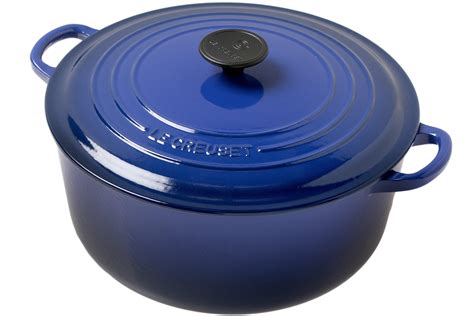 Le Creuset .